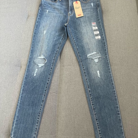 Levi's Blue Skinny Jeans for Women - Picture 1 of 6